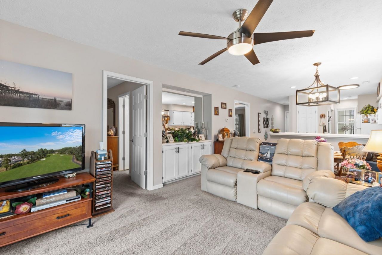 533 White River Dr.  Photo 12