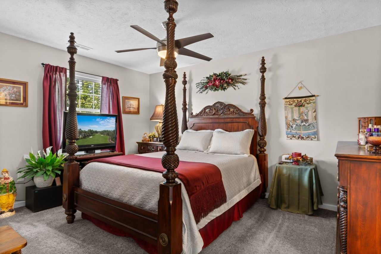 533 White River Dr.  Photo 13