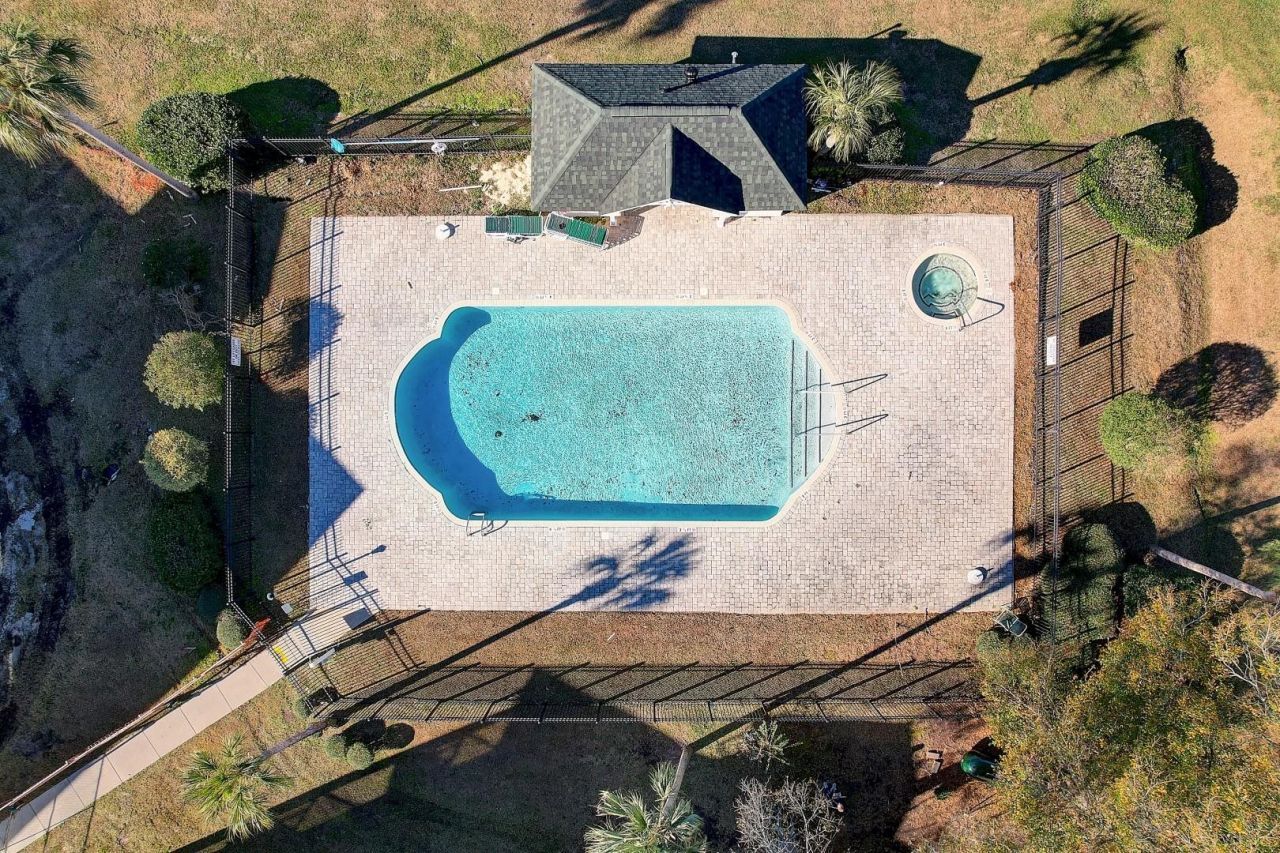 533 White River Dr.  Photo 31