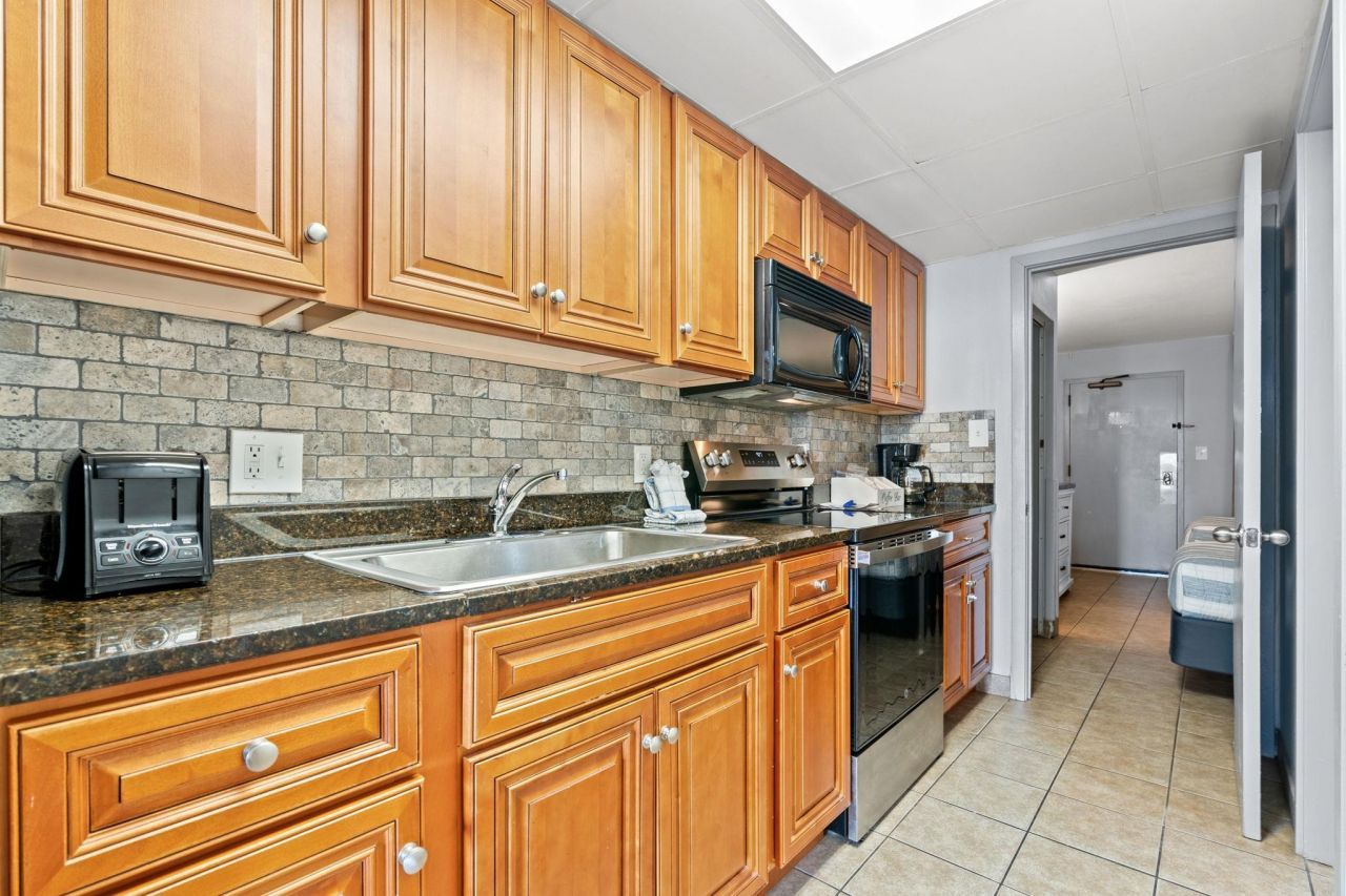 1501 S Ocean Blvd. Photo 6