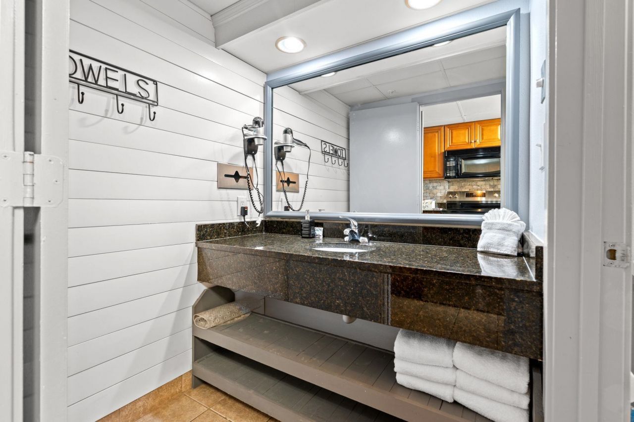 1501 S Ocean Blvd. Photo 7