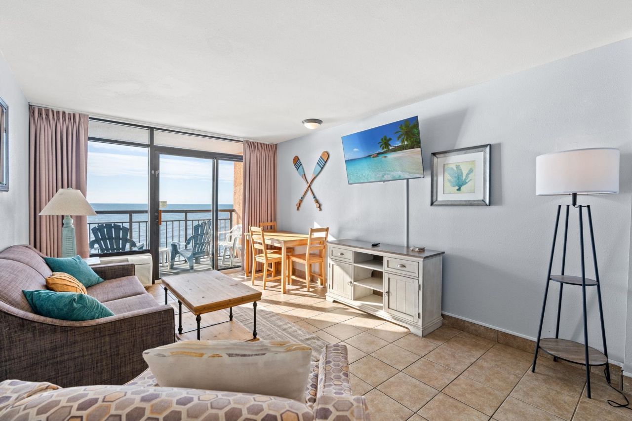 1501 S Ocean Blvd. Photo 9