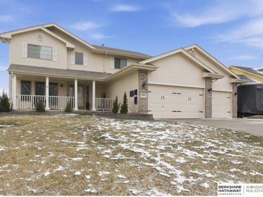 1804 Apollo Lane, Papillion, NE 68133