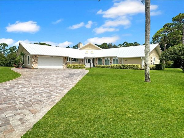 4100 Smokey Pines Court, Fort Pierce, FL 34951