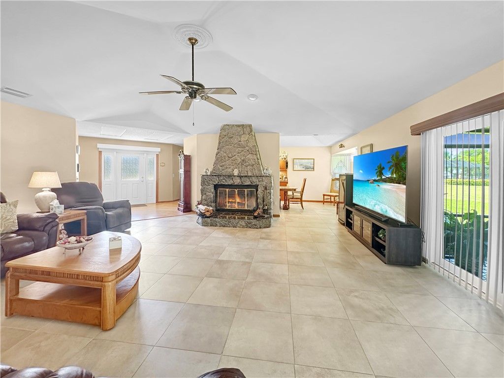 4100 Smokey Pines Court, Fort Pierce, FL 34951 Photo