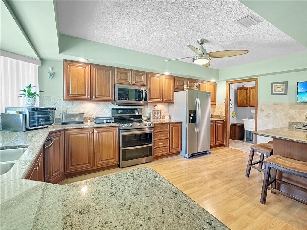 4100 Smokey Pines Court, Fort Pierce, FL 34951 Photo