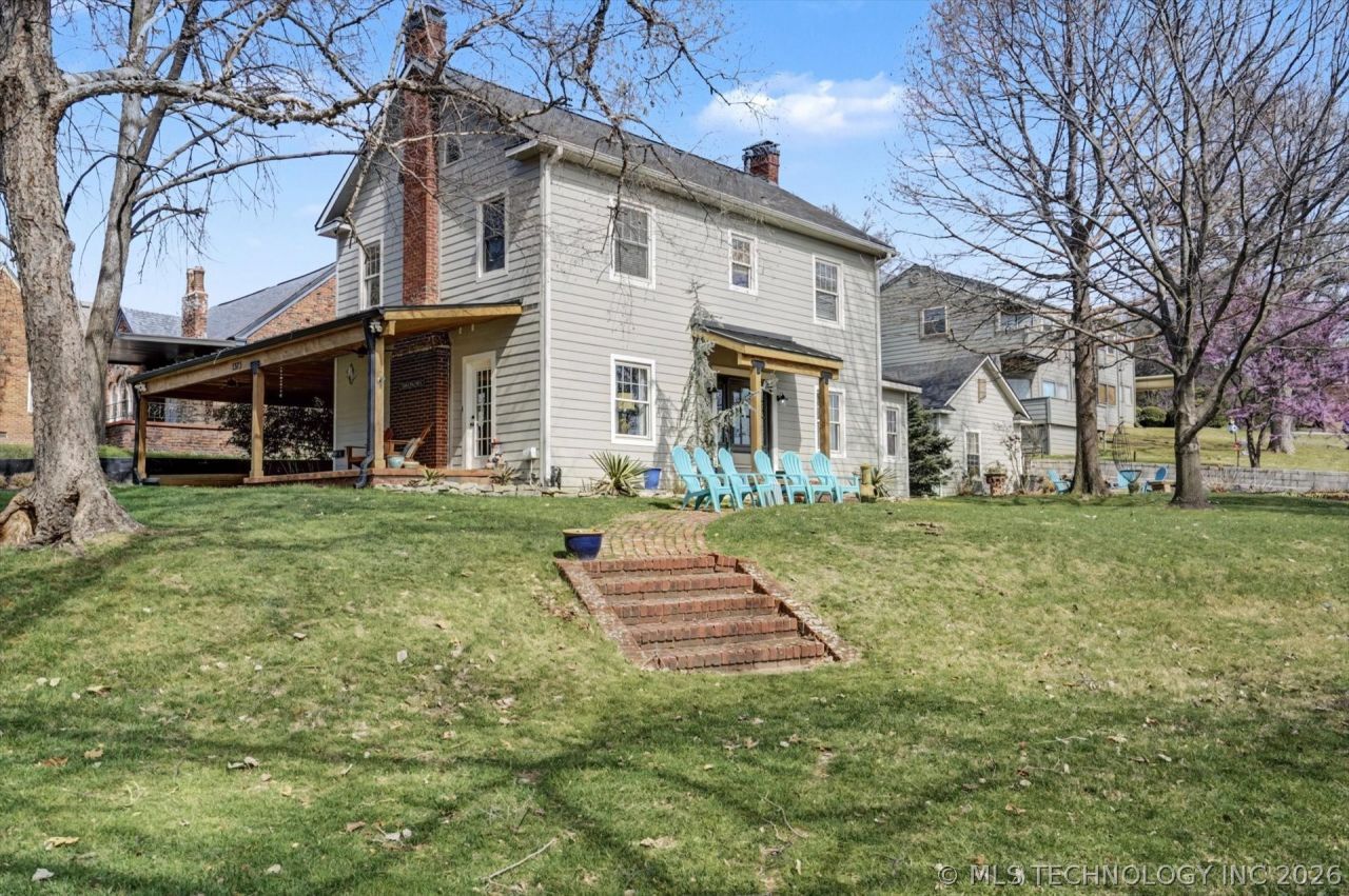 1373 Riverside Drive, Tulsa, OK 74127 Main Photo