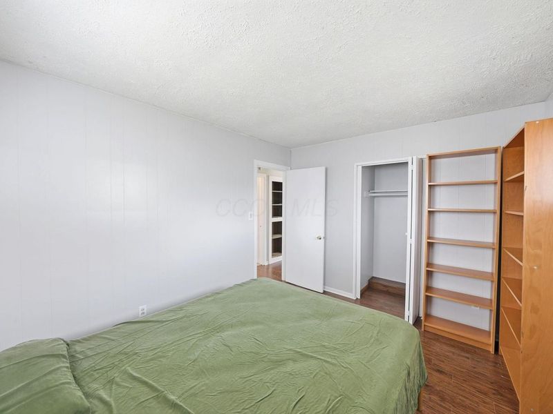 1696 Marsdale Avenue , Columbus, OH 43223 Photo 15