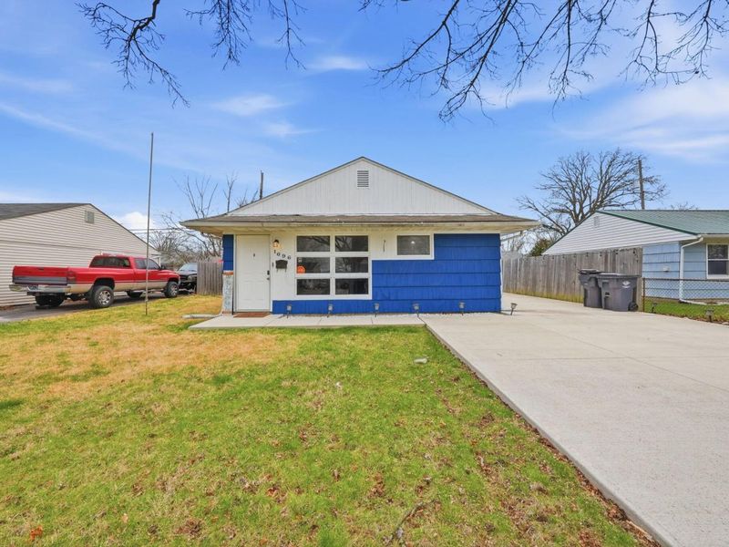 1696 Marsdale Avenue , Columbus, OH 43223 Photo 2