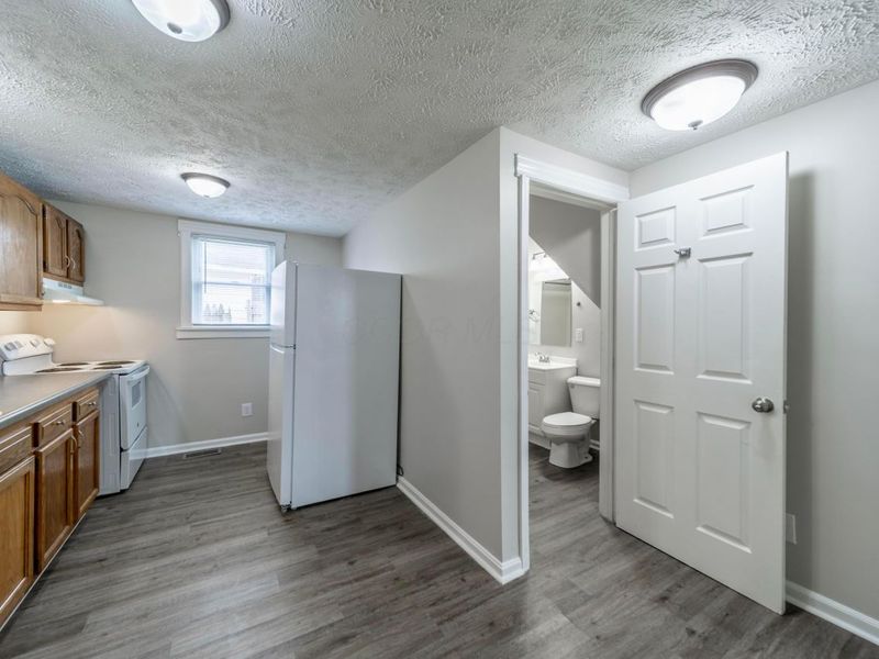 767 W Center Street , Marion, OH 43302 Photo 11