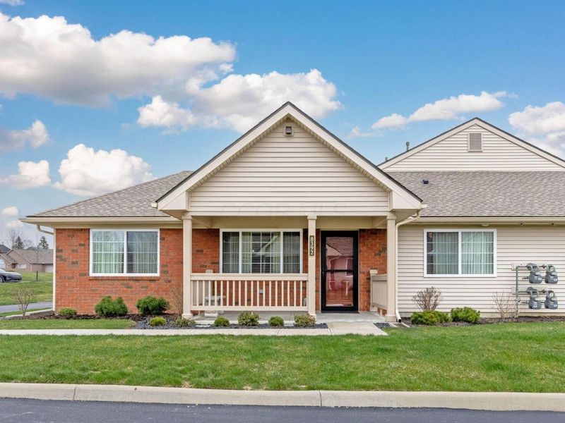 8392 Taylor Chase Drive , Reynoldsburg, OH 43068 Photo 1