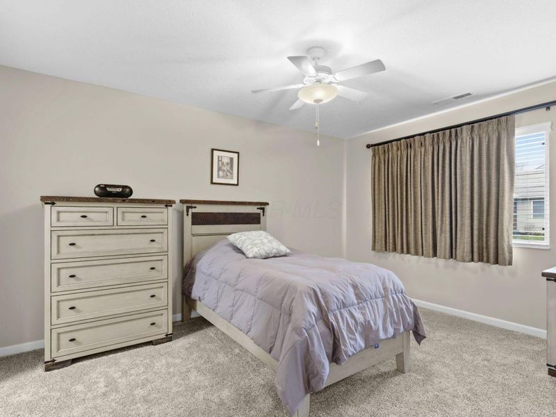 8392 Taylor Chase Drive , Reynoldsburg, OH 43068 Photo 17