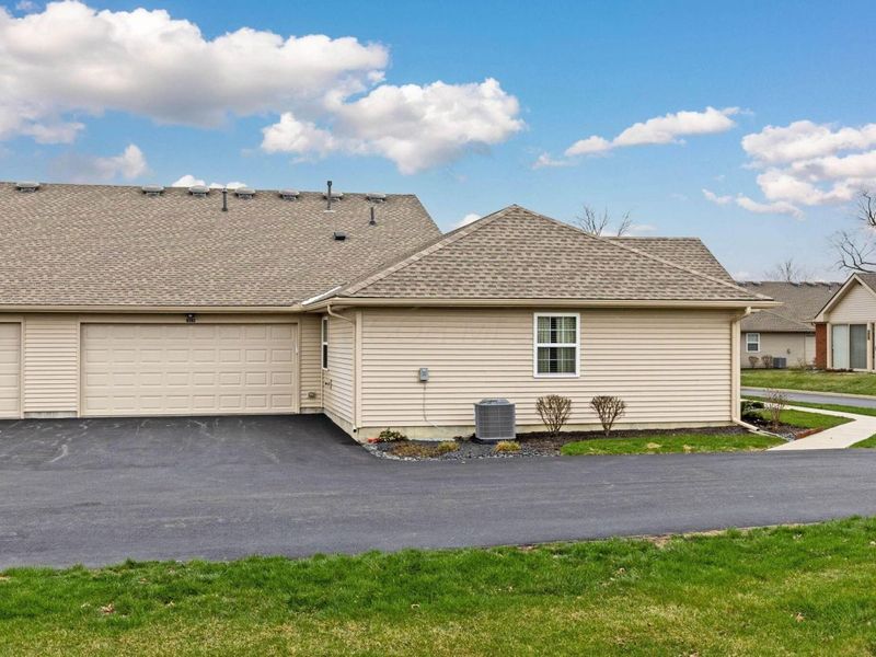 8392 Taylor Chase Drive , Reynoldsburg, OH 43068 Photo 23