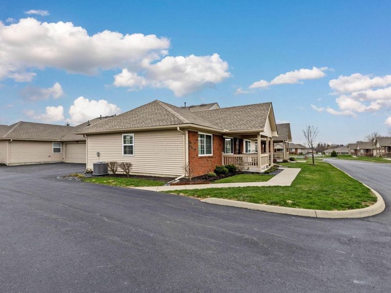 8392 Taylor Chase Drive , Reynoldsburg, OH 43068 Photo 24