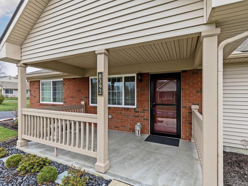 8392 Taylor Chase Drive , Reynoldsburg, OH 43068 Photo 3