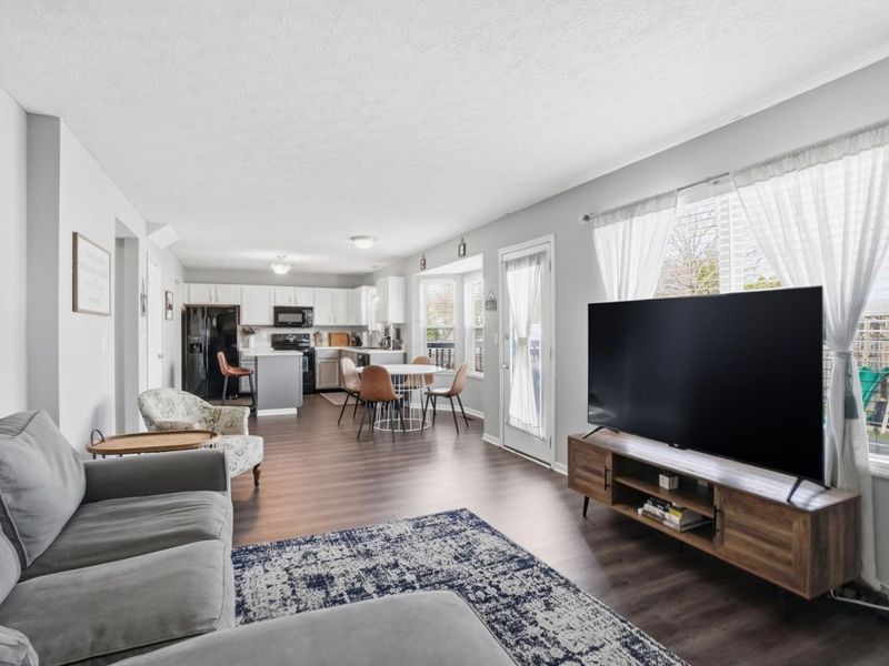 8496 Leader Drive , Galloway, OH 43119 Photo 9