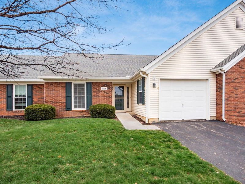 1108 Arbor Oaks Lane , Galloway, OH 43119 Photo 2