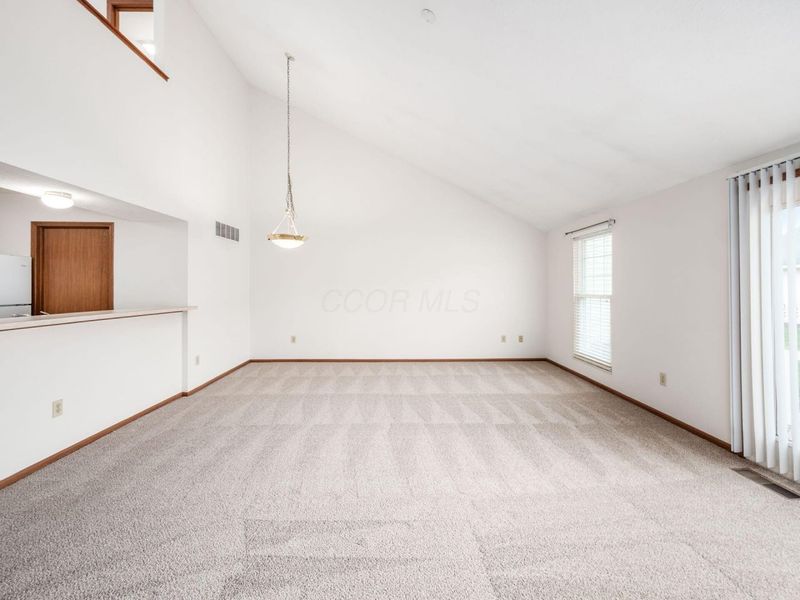 1108 Arbor Oaks Lane , Galloway, OH 43119 Photo 9