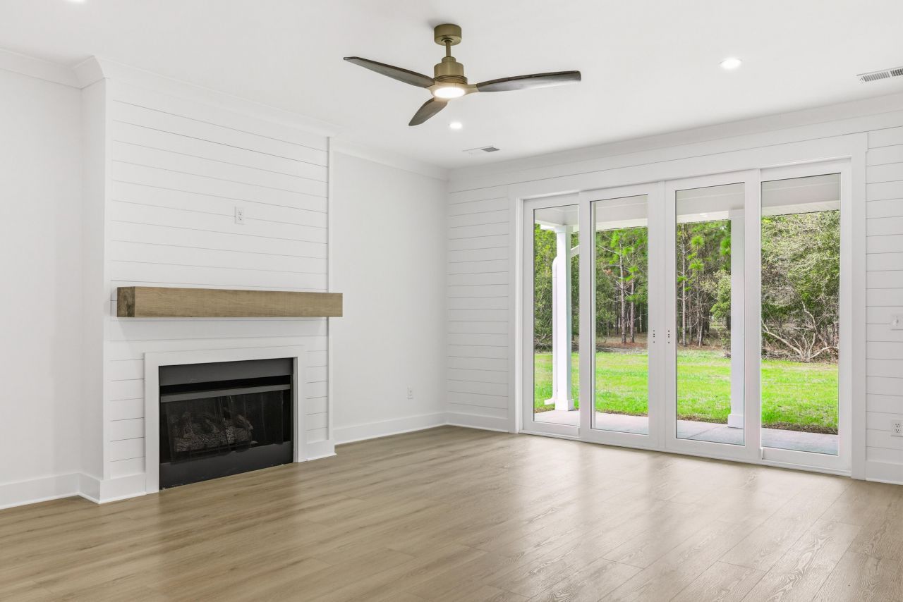 2000 Bahama Drive Photo 14