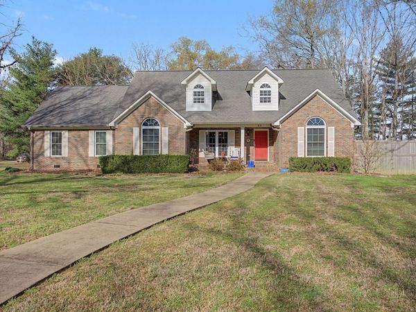 48 Woodland Cir , Lawrenceburg, TN 38464