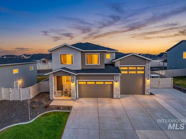 1218 Stirling Meadows Ct, Middleton, ID 83644
