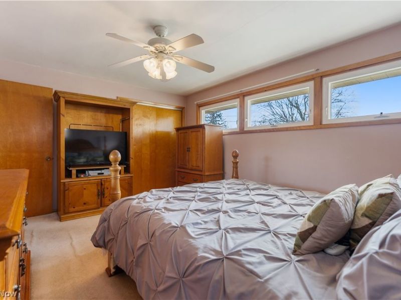 3939 Thunderbird Circle NW, North Canton, OH 44720 Photo 21