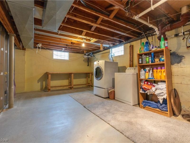 3939 Thunderbird Circle NW, North Canton, OH 44720 Photo 29