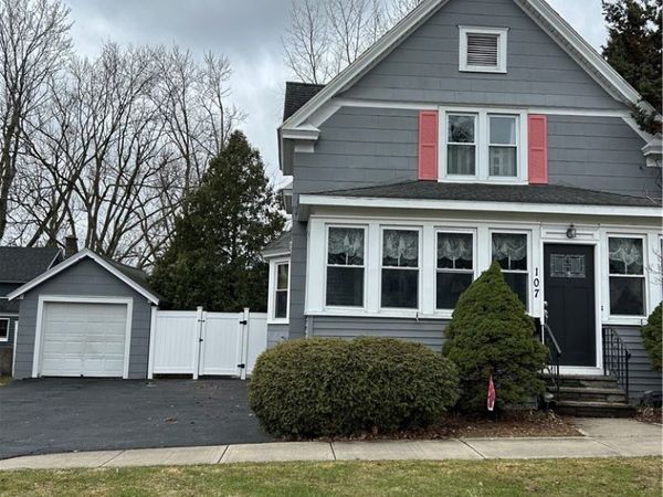 107 Hazel Street, Liverpool, NY 13088