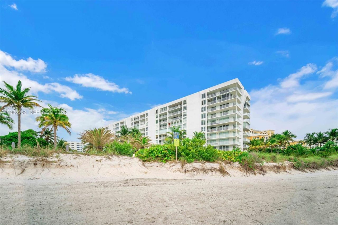 611 Ocean Dr , Unit 3E, Key Biscayne, FL 33149 Photo