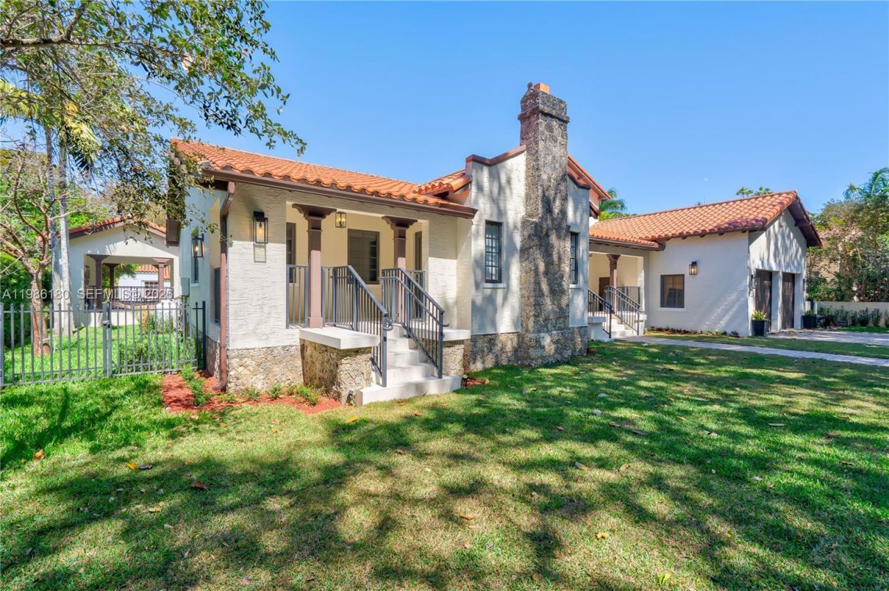 519 Alhambra Cir, Coral Gables, FL 33134 Photo