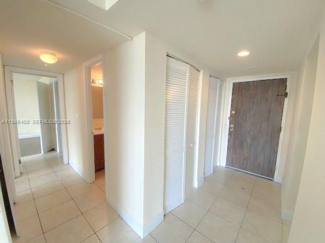 484 NW 165th St Rd, Unit A-412, Miami, FL 33169 Photo