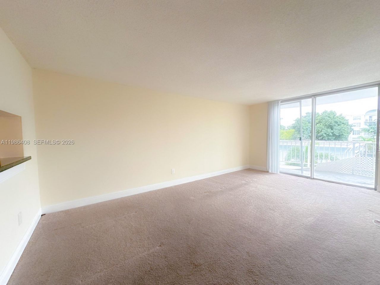 484 NW 165th St Rd, Unit A-412, Miami, FL 33169 Photo