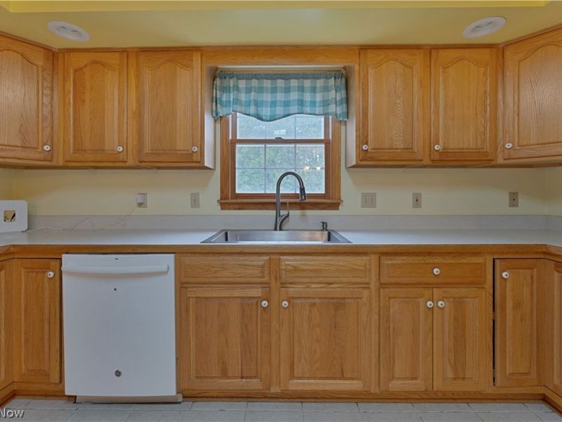 264 W Main Street, Canfield, OH 44406 Photo 8