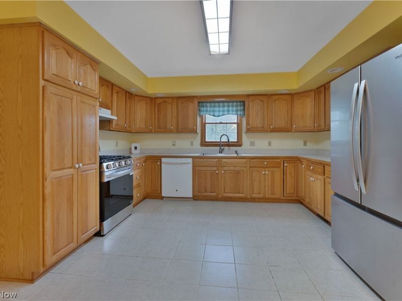 264 W Main Street, Canfield, OH 44406 Photo 9