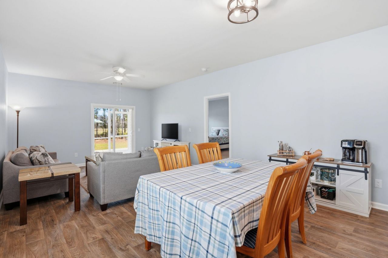 665 Silver Spruce Street Photo 12