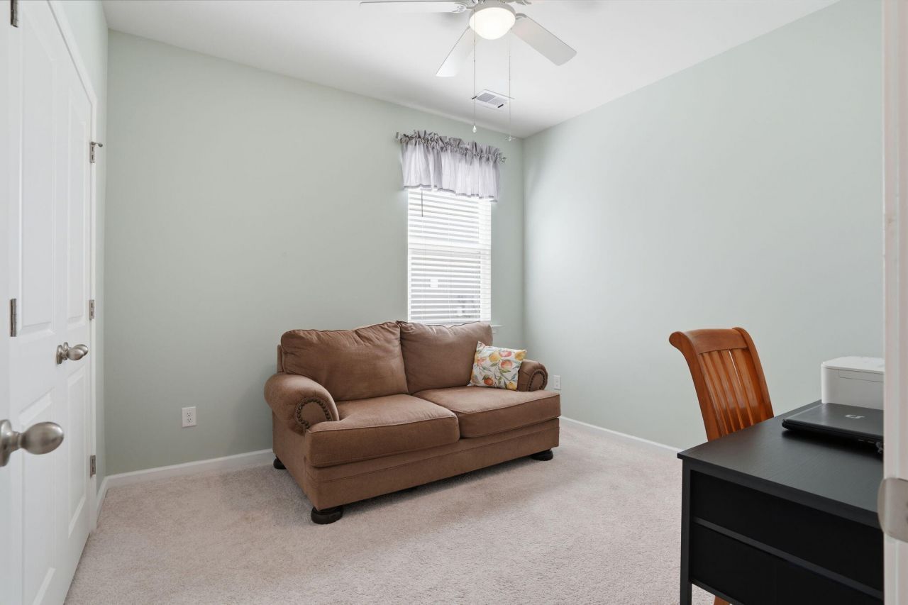 665 Silver Spruce Street Photo 16