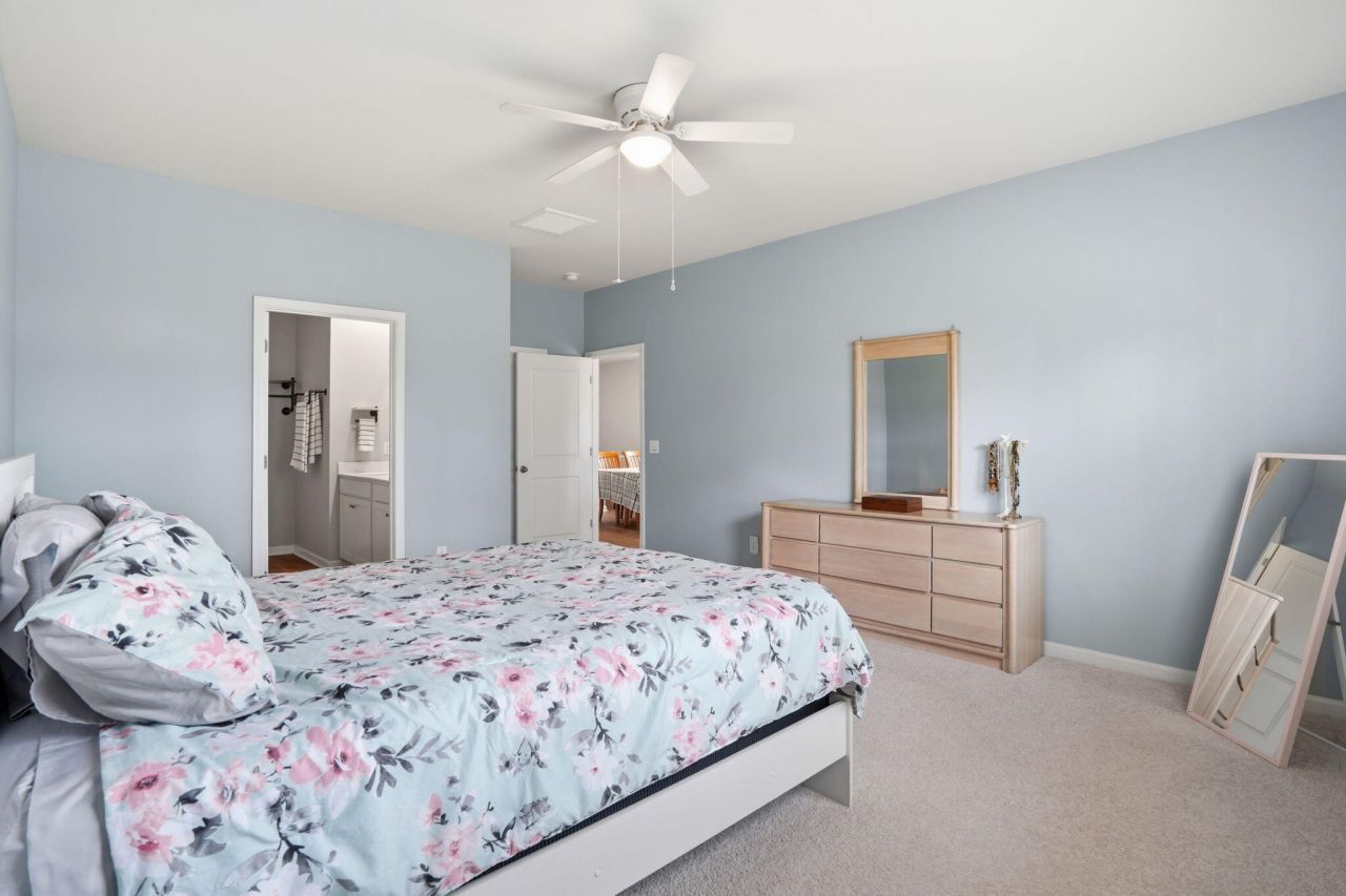 665 Silver Spruce Street Photo 18