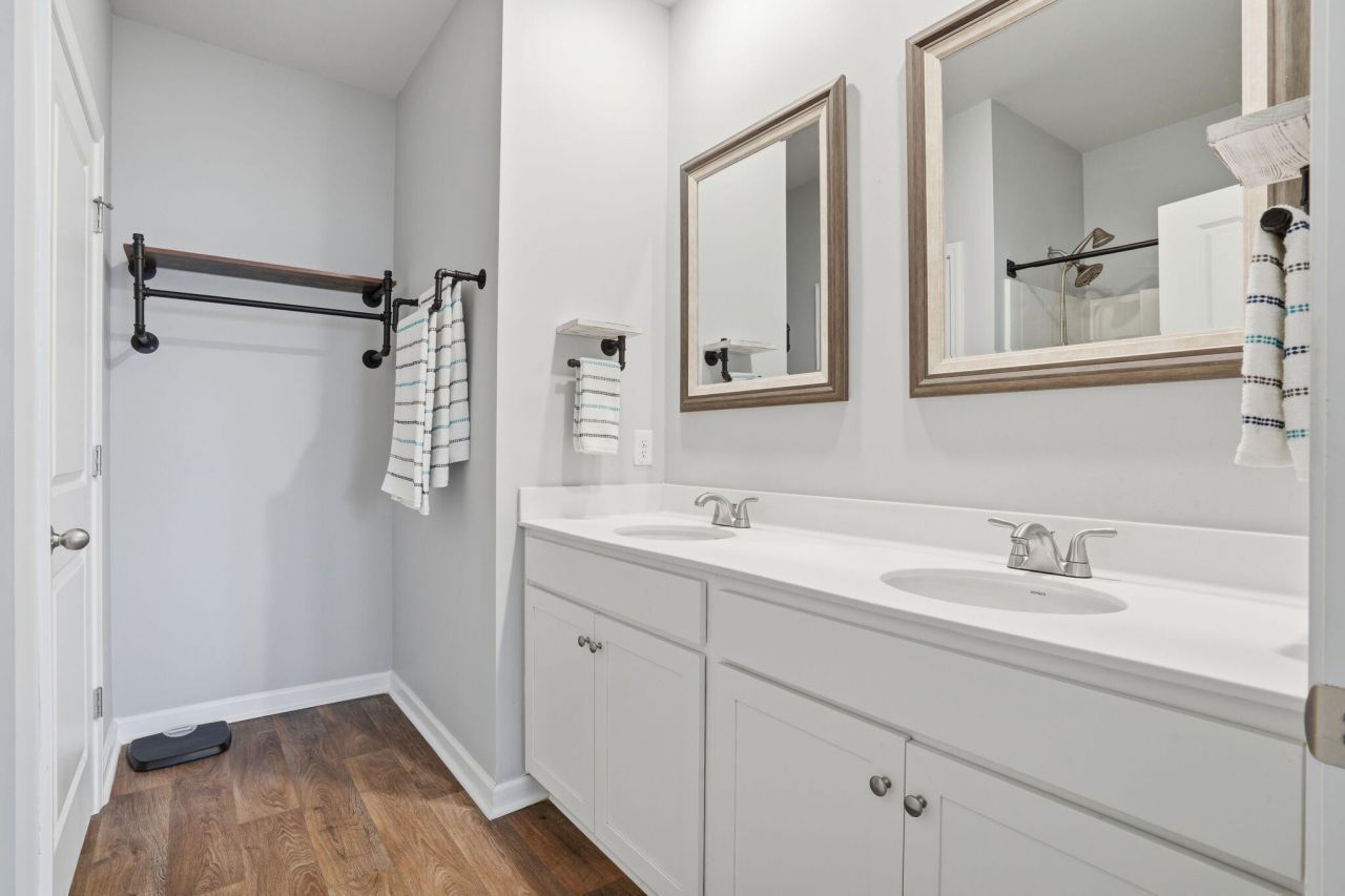 665 Silver Spruce Street Photo 19