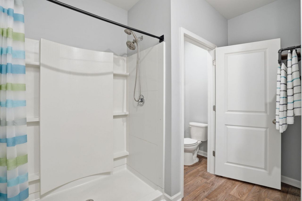 665 Silver Spruce Street Photo 20