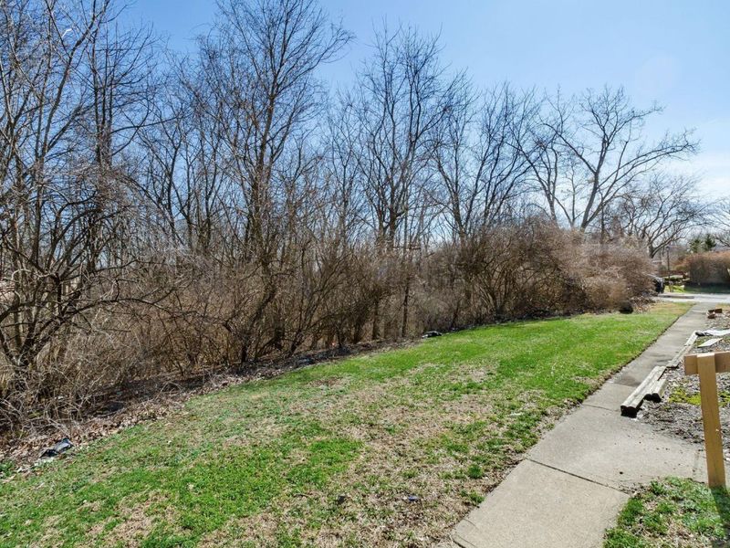 5842 Red Apple Ridge Road , Columbus, OH 43232 Photo 17