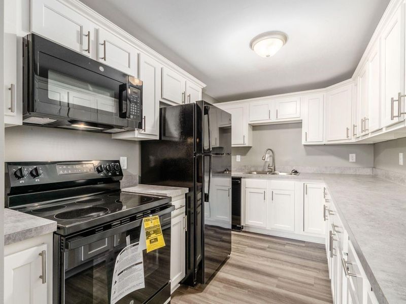 5842 Red Apple Ridge Road , Columbus, OH 43232 Photo 5