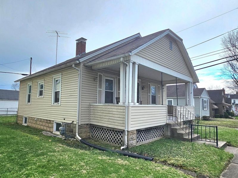 712 N Mt Pleasant Avenue, Lancaster, OH 43130 Photo 2