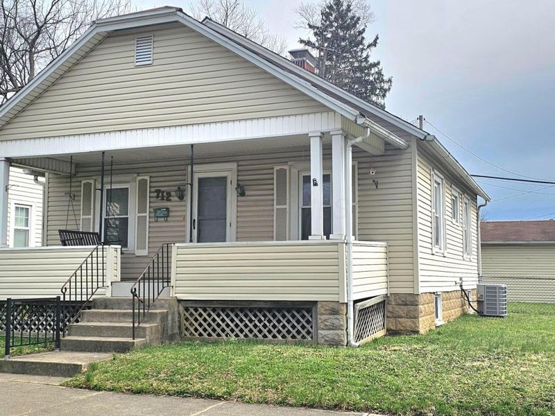 712 N Mt Pleasant Avenue, Lancaster, OH 43130 Photo 3