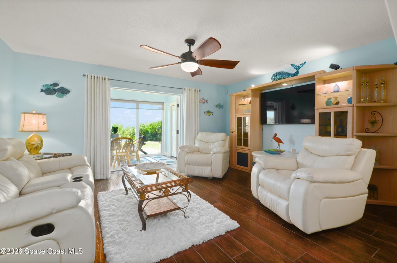 1923 Jimmy Buffett Memorial Highway, Unit C-3, Indian Harbor Beach, FL 32937 Photo