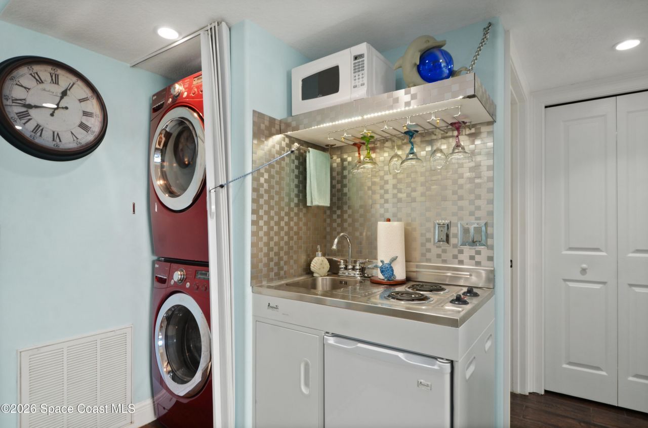 1923 Jimmy Buffett Memorial Highway, Unit C-3, Indian Harbor Beach, FL 32937 Photo