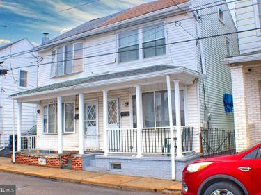 27 N PRICE STREET, SAINT CLAIR, PA 17970