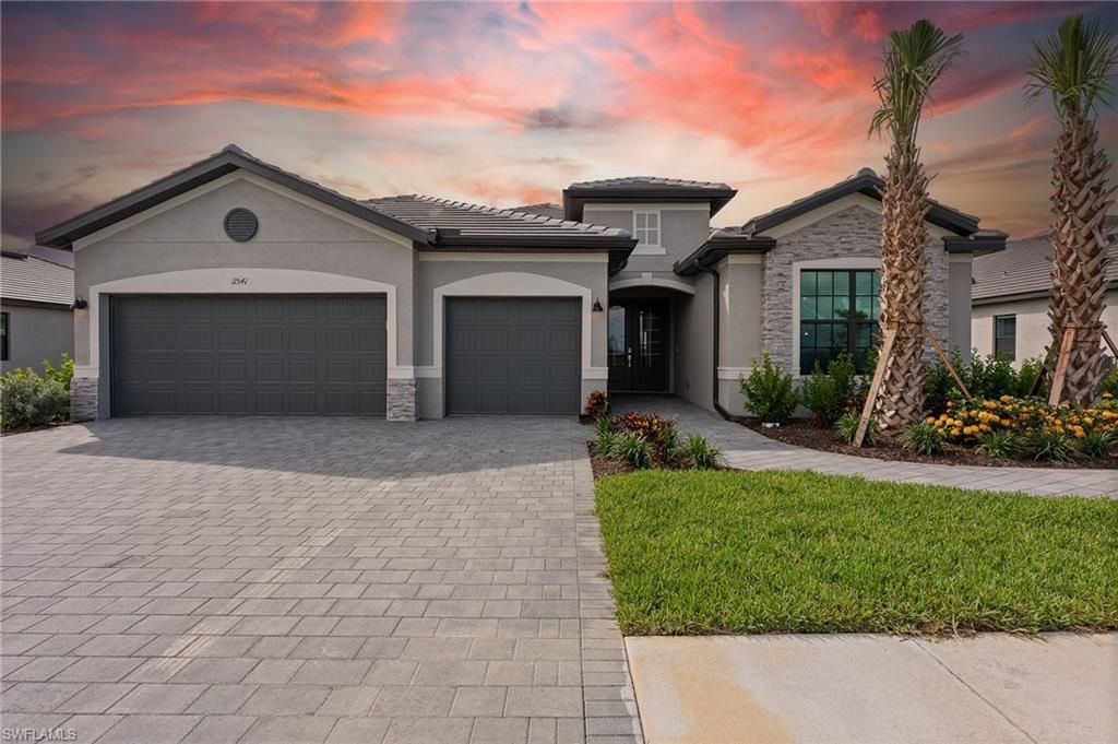 11541 Timber Creek Dr, Fort Myers, FL 33913 Main Photo