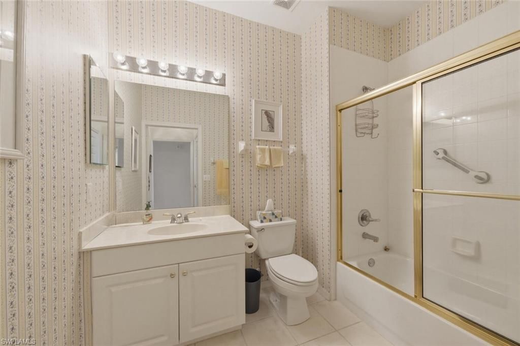 4834 Hampshire Ct, Unit 206, Naples, FL 34112 Photo
