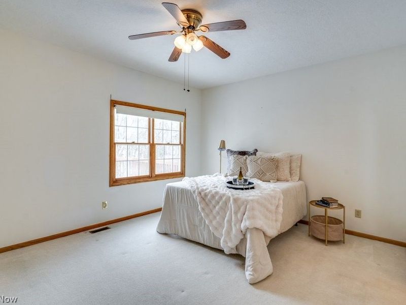 1235 Spring Ridge Circle , Alliance, OH 44601 Photo 23