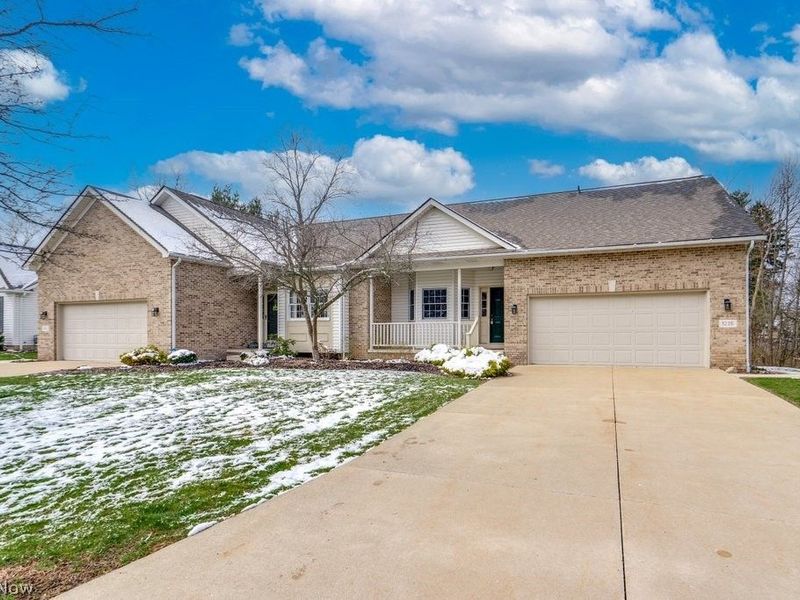 1235 Spring Ridge Circle , Alliance, OH 44601 Photo 4